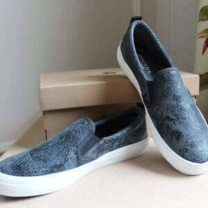 Sperry Women's Crest Twin Gore Slip-On Sneaker in Paint Black Size 9M